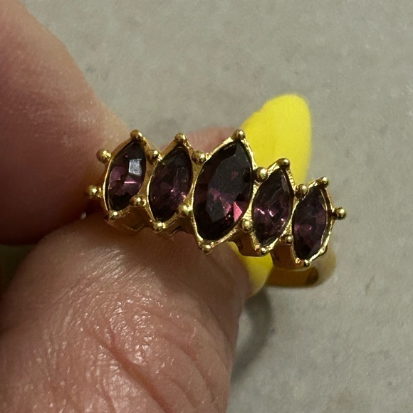 Avon | Jewelry | Womens Vintage Avon Ring | Poshmark